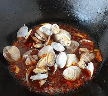 Make Spicy clams step 5