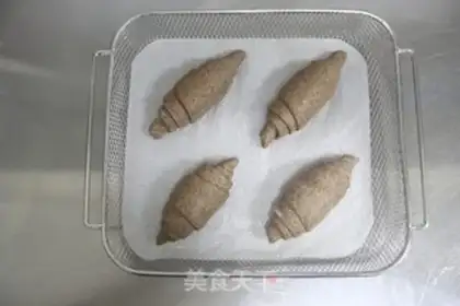 Make Black all-wheat toast and salt rolls step 14