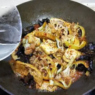 Make Spicy pot step 9