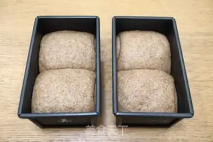 Make Black all-wheat toast and salt rolls step 18