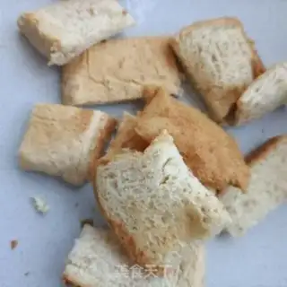 Make Chicken pecan toast salad step 7