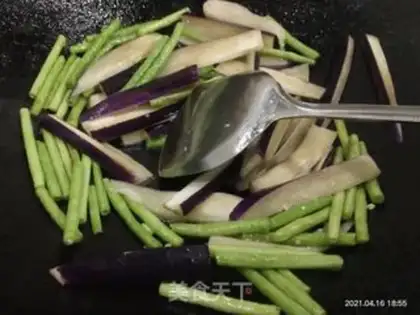 Make Dry eggplant beans step 3