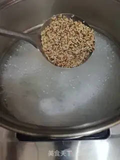 Make Quail rice congee step 1