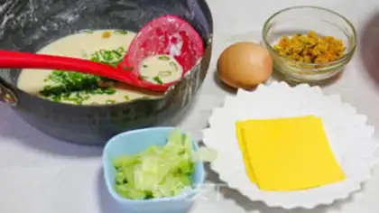 Make Meat and cheese omelet step 0