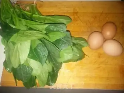 Make The spinach egg is covered step 0