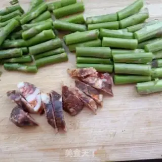 Make Spicy intestines step 1