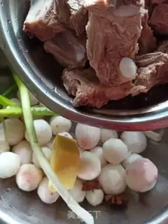 Make Soup with radish step 1