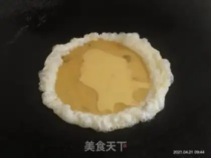 Make Tomato fried eggs step 5