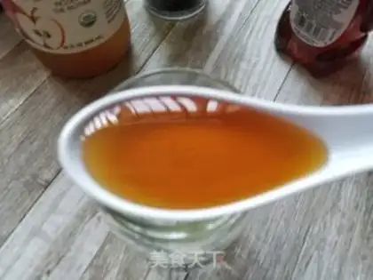 Make Vegetable salad and vinegar step 2