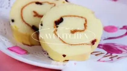Make Cranberry roll step 30