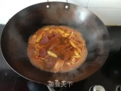 Make Golden mushrooms and pepper pig blood step 8