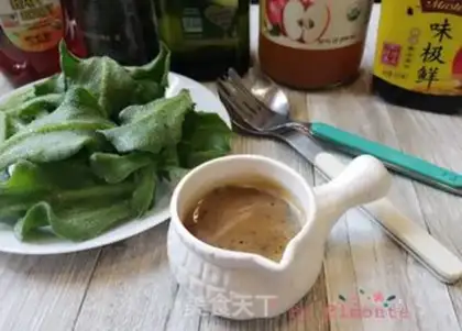 Make Vegetable salad and vinegar step 5