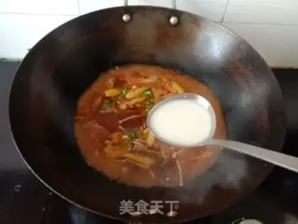 Make Golden mushrooms and pepper pig blood step 11