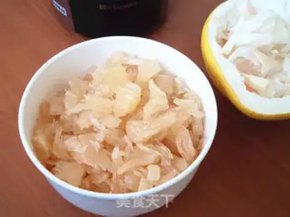 Make A grapefruit shake step 2