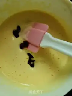 Make Cranberry cake step 6