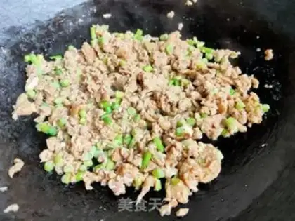 Make Garlic shrimp sauce step 8