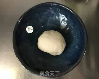 Make Peanut butter, two-coloured buns step 1