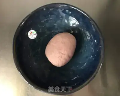 Make Peanut butter, two-coloured buns step 2