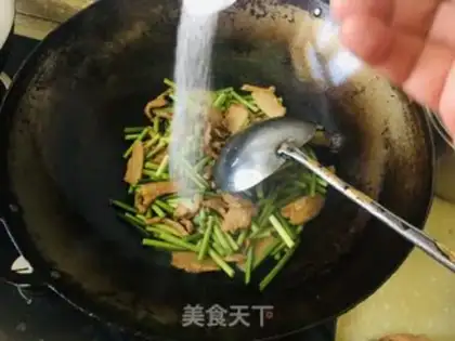 Make Garlic fried meat step 7