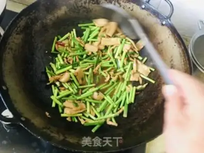 Make Garlic fried meat step 8