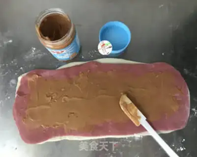 Make Peanut butter, two-coloured buns step 7