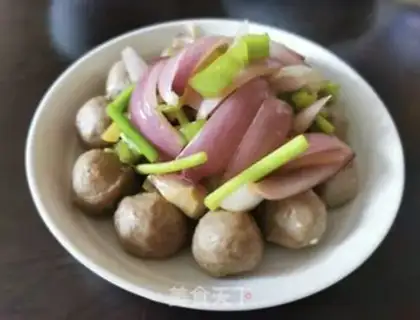 Make Onion moustache step 7