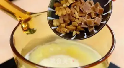 Make Yellow rice cake step 1