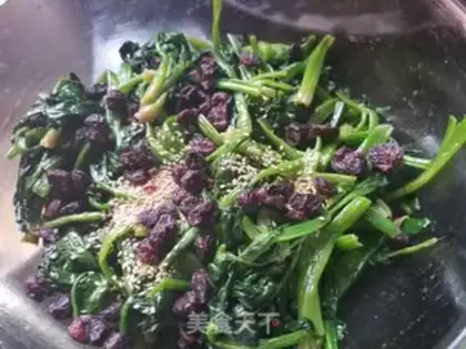 Make Spicy spinach step 6