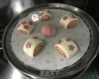 Make Peanut butter, two-coloured buns step 17