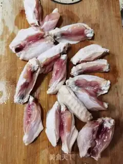 Make Garlic chicken wings step 1