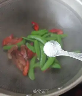 Make Spicy sausage and sweet beans step 7