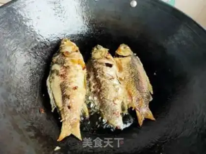 Make Home-cooked fish step 6