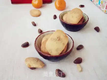 Make Pine cookies step 9