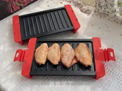 Make The honey chicken is on the wing step 5