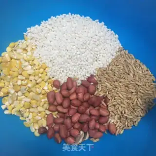 Make Peanut corn porridge step 0