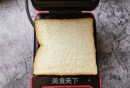 Make Mango egg sandwich step 4