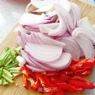 Make Onion fried eggs step 3