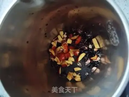 Make Three black dates step 3
