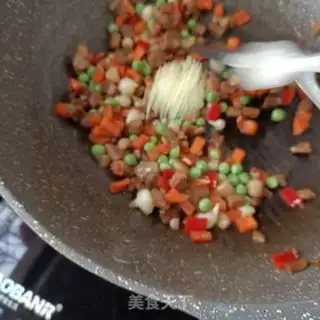 Make The meatloaf is white and the peas are white step 18