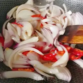 Make Onion fried eggs step 8