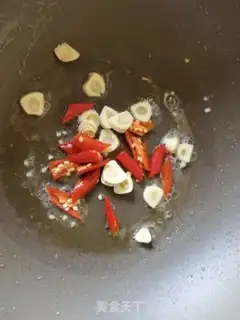 Make Dutch bean ears fried eggs step 7