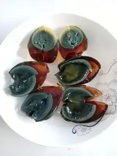 Make Green peppers and eggs step 0