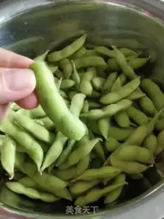 Make Five perfumes for beans step 0