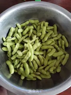 Make Five perfumes for beans step 1