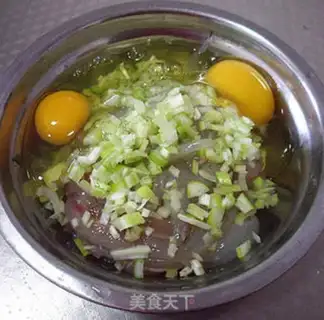 Make Noodle eggs step 2
