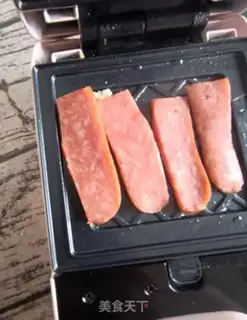 Make Sausage egg sandwich step 5