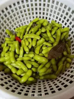 Make Five perfumes for beans step 6