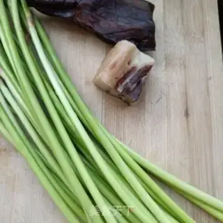 Make Porky larvae step 0