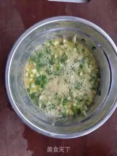 Make Garlic fried eggs step 5
