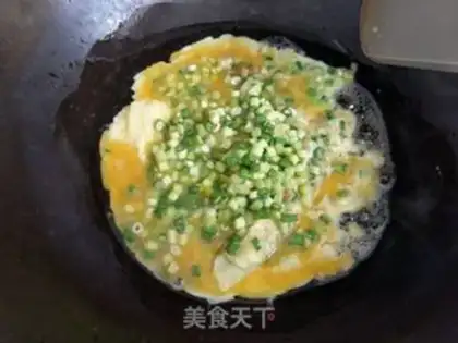 Make Garlic fried eggs step 9